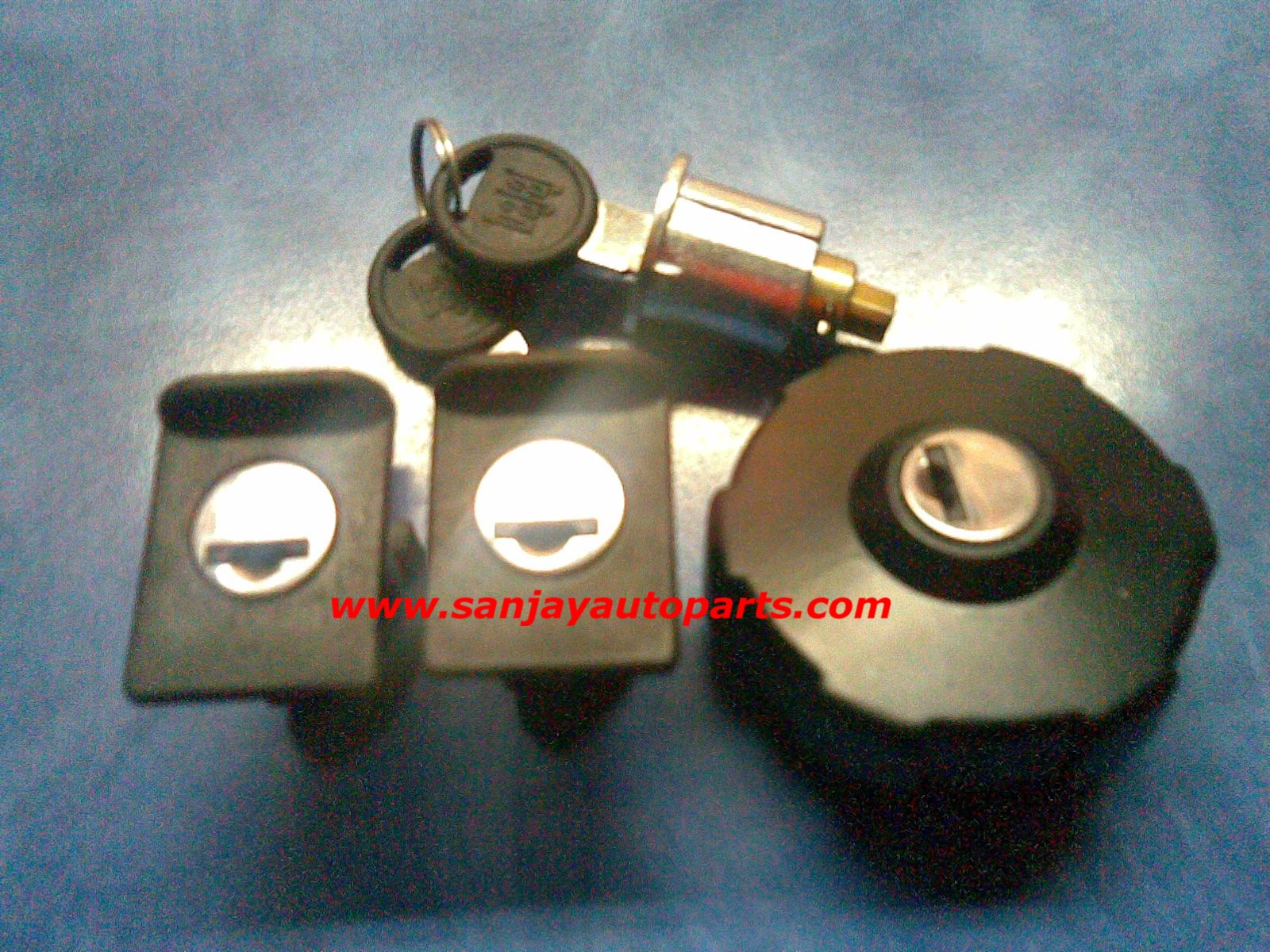 AUTO LOCKS