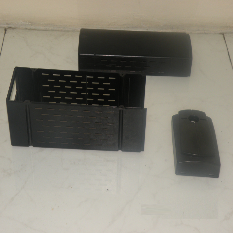 UPS MOLDS & DIES